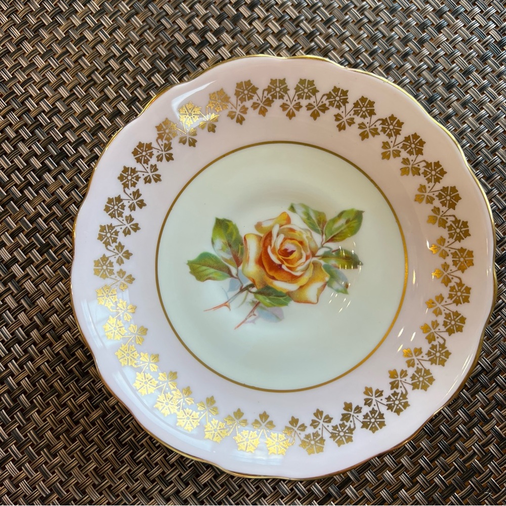 Tea Cup and Saucer. Light Pink Border with Yellow Rose
Center Hammersley Tea - Picture 7 of 11